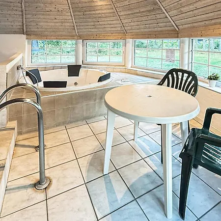 Pet Friendly In Vaeggerlose With Sauna Bøtø By