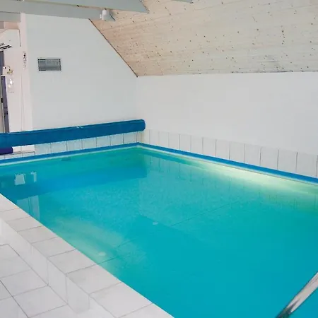 Lovely In Vaeggerlose With Sauna Vakantiehuis Bøtø By
