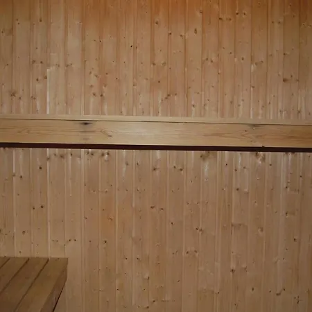 Vakantiehuis Lovely In Vaeggerlose With Sauna