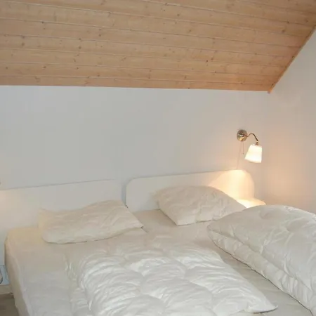 Lovely In Vaeggerlose With Sauna 펜션 *