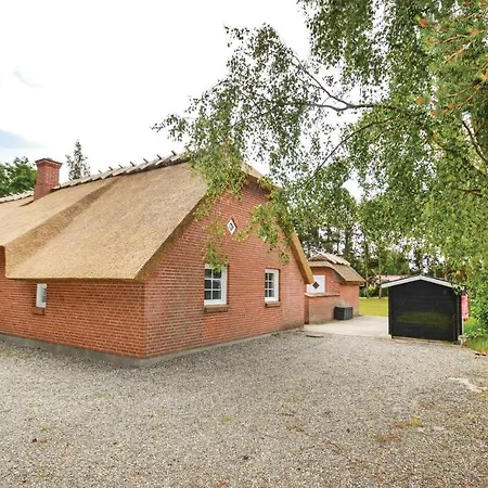 Pet Friendly Home In Vaeggerlose With Sauna Vakantiehuis