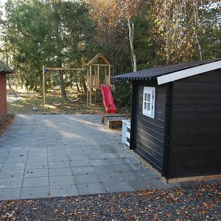 Lovely In Vaeggerlose With Sauna Vakantiehuis Bøtø By