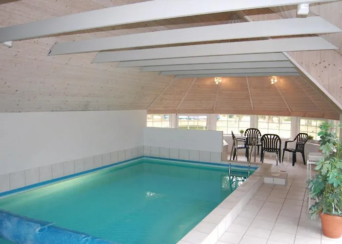 Lovely In Vaeggerlose With Sauna Casa vacanze Bøtø By