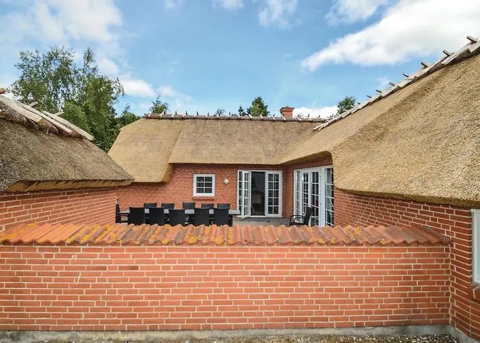 Lovely In Vaeggerlose With Sauna Casa vacanze Bøtø By